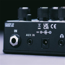 AG Preamp/DI Pedal