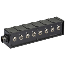 Audio box in materiale plastico antiurto cablato con 8 prese pannello XLR 3P e connettore multipolare di collegamento 25 Poli (C