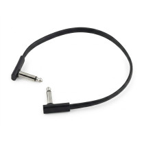 Cavo patch PROEL a profilo ultra-piatto, ideale per il collegamento di pedali effetto in spazi estremamente ridotti. Grazie al d