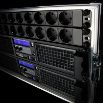Adam Hall Cables RACK PDU 8S USB