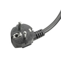 Adam Hall Cables PDU 3