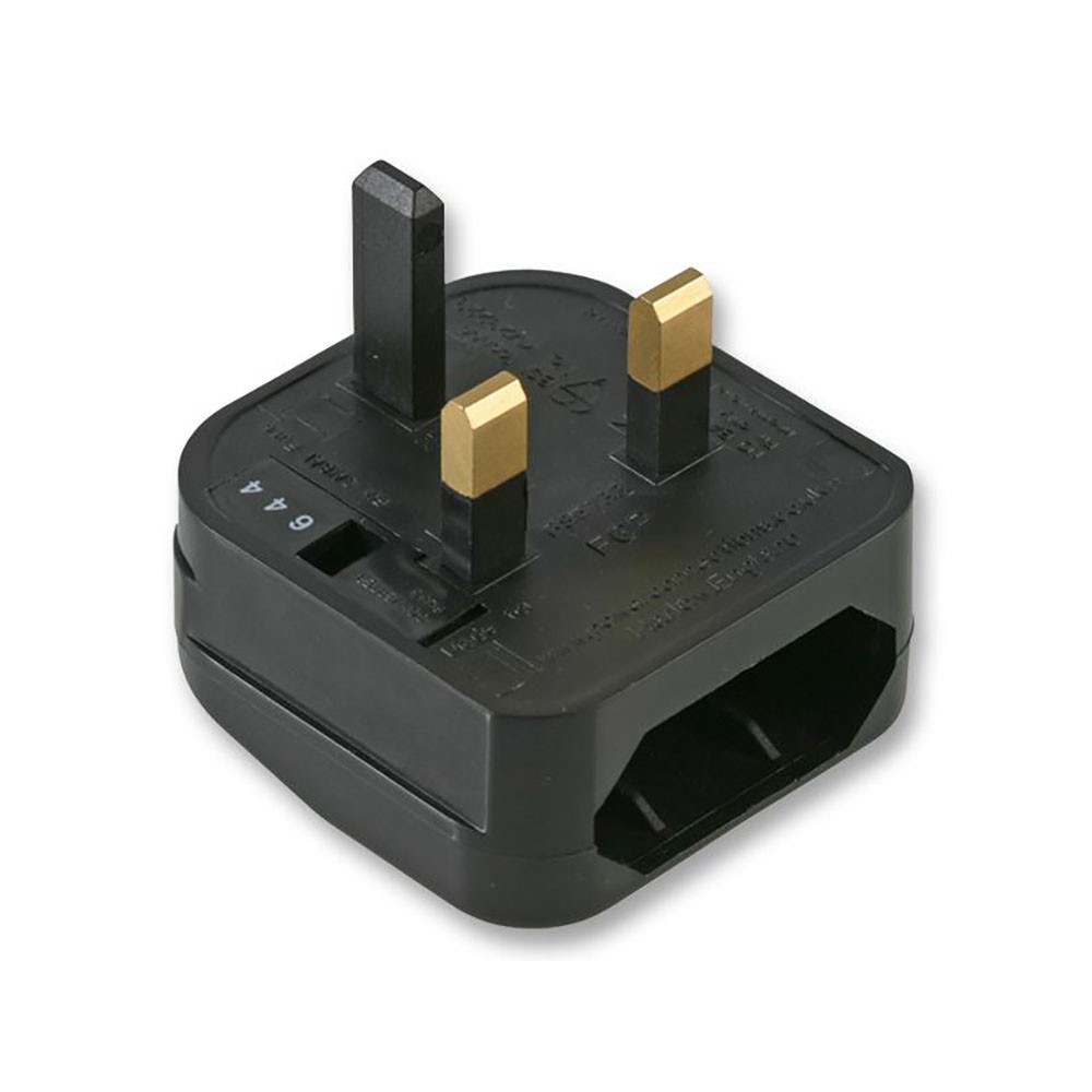 Adam Hall Cables 3 STAR A EU3 GB3 EURO