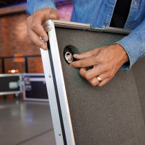 Adam Hall Hardware AIRTAG HOLDER