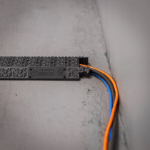 Defender XPRESS 100 BLK RETAIL