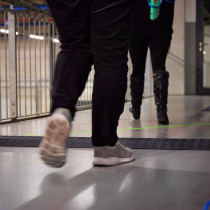 Defender XPRESS 100 BLK RETAIL