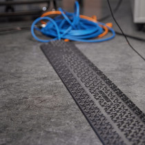 Defender XPRESS 40 BLK RETAIL