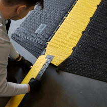 Defender MIDI 5 2D Adapter to MINI male