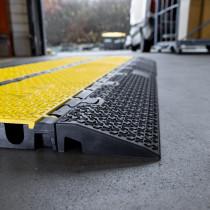 Defender MIDI 5 2D RAMP SHORT