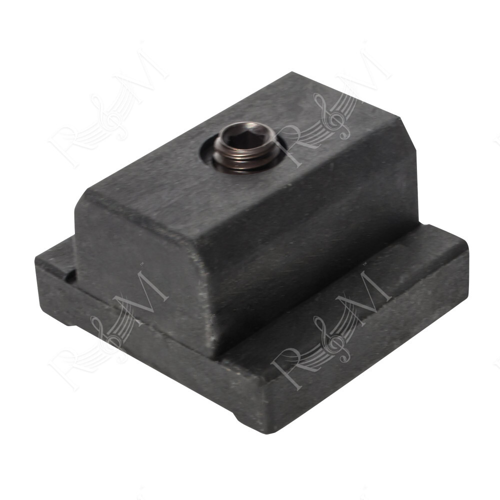 Mammoth Stage Self-leveling Insert