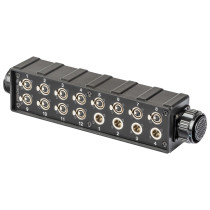 pStage box audio in materiale plastico antiurto con 12 prese pannello XLR 3P - 4 spine pannello XLR3P e connettore multipolare m